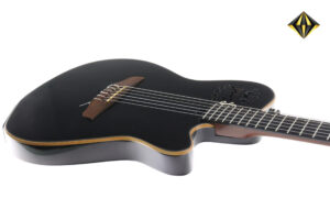 Godin Multiac Nylon doskonały elektroklasyk